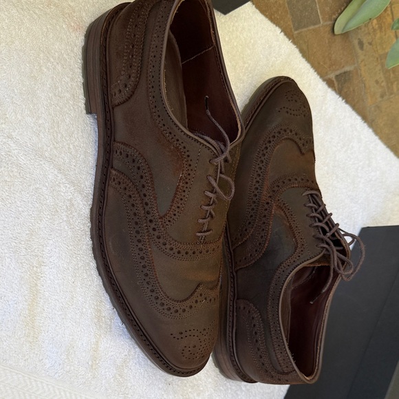 Allen Edmonds McTavish Brown Leather Shoes - Picture 7 of 7